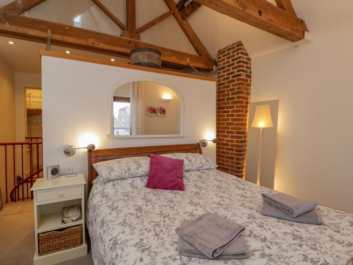 The Coach House Villa Tewkesbury Exterior photo